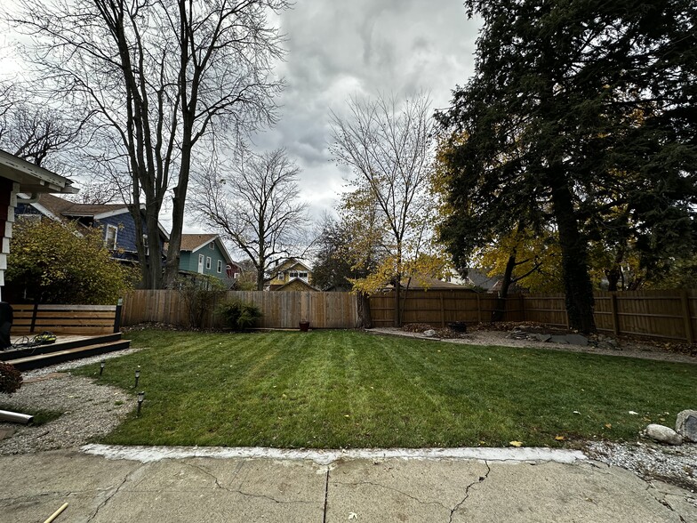 Backyard - 423 Ardmore St SE