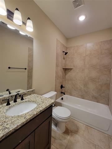 Building Photo - 123 Canales Cir