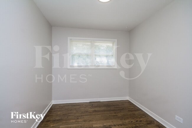 Building Photo - 16088 W Des Plaines Dr