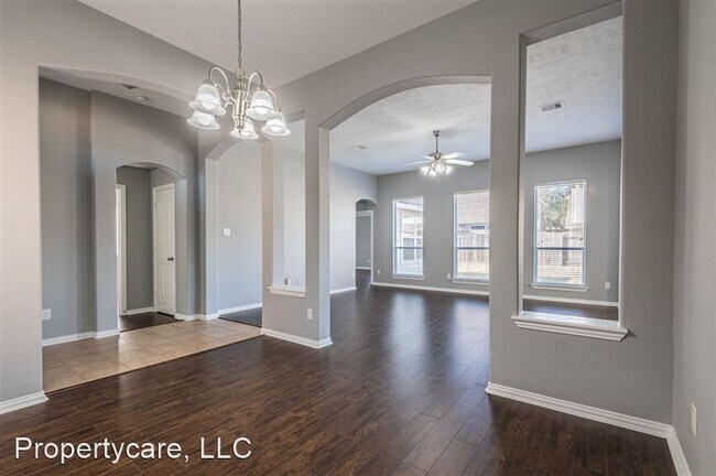 Building Photo - 3027 Cimarron Pass Dr