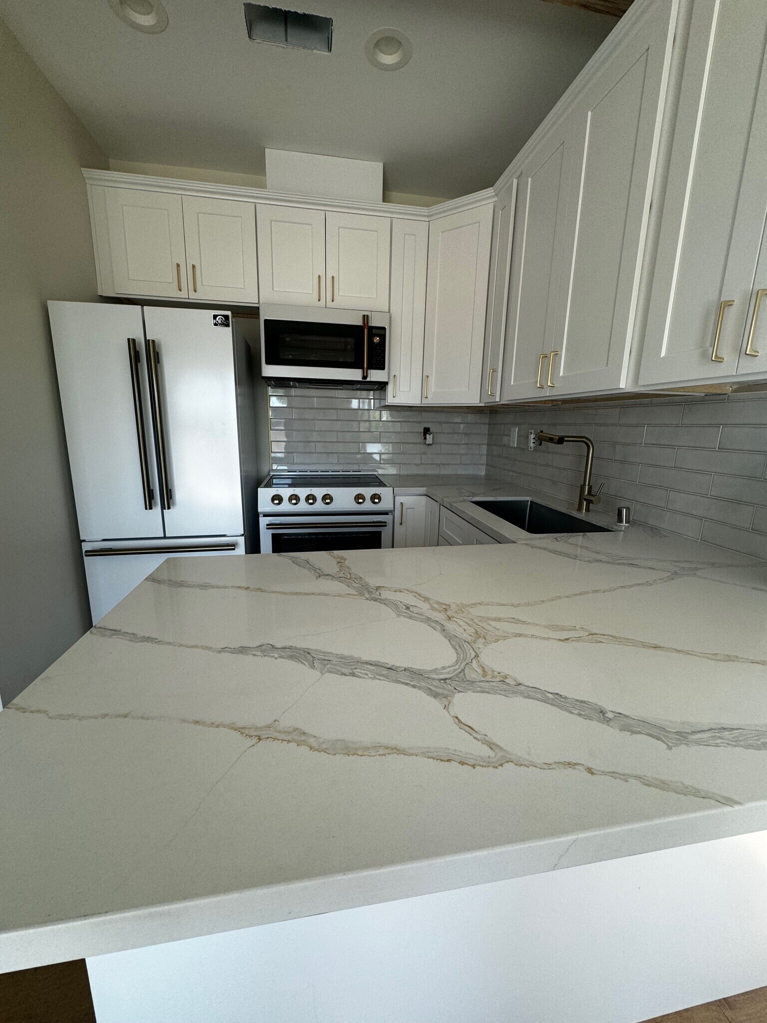 Building Photo - 5661 Campanile Way