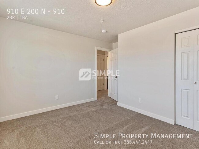Building Photo - 910 E 200 N
