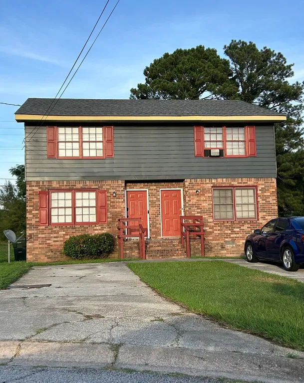 Primary Photo - 1652 Pinedale Cir NW