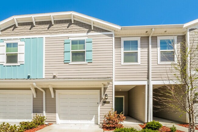 Primary Photo - 1231 Coastal Mdw Trl
