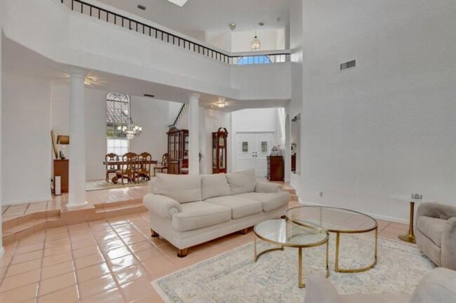 Building Photo - 23392 Mirabella Cir S