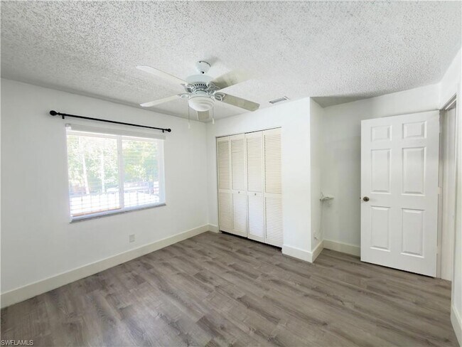 Building Photo - 3451 County Barn Rd