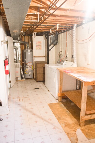 Building Photo - 1416 SW 15th St