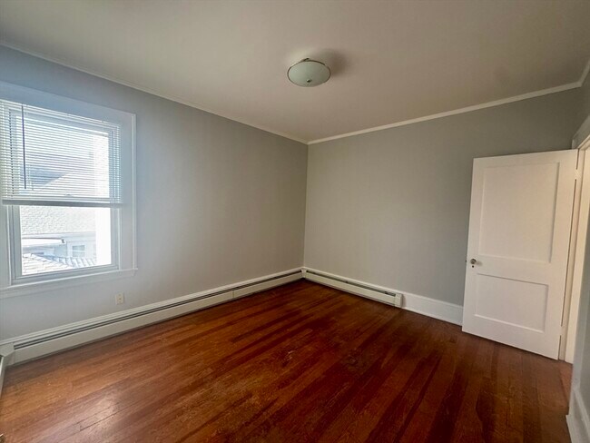 Building Photo - 69 Brooklawn St