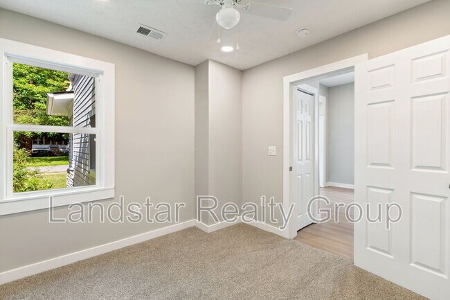 Building Photo - 4013 S 2nd St