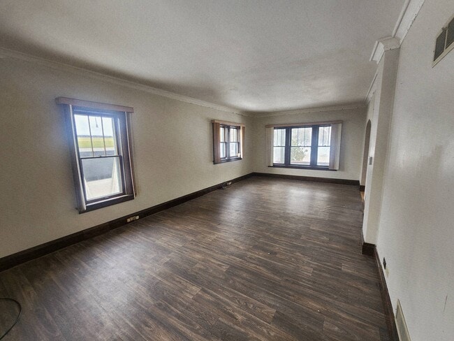 Building Photo - 1718 Grand Ave