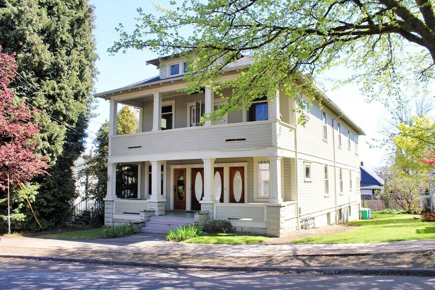 Primary Photo - 3628-3634 SE Milwaukie Ave