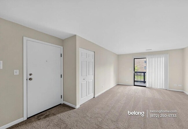 Building Photo - 1420 Stonebridge Cir