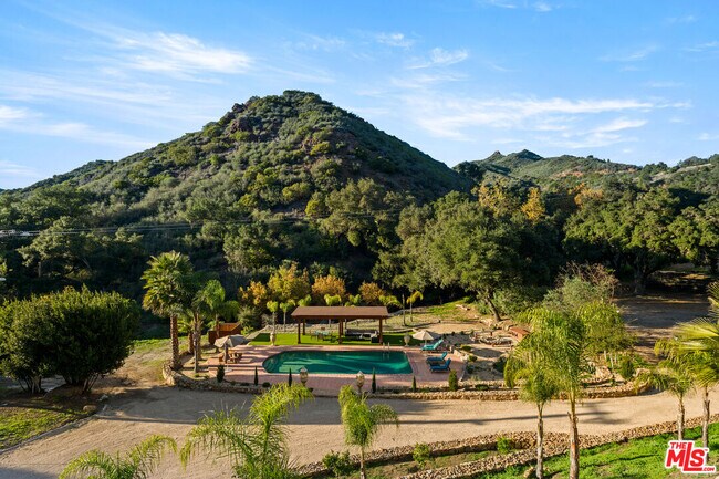 Building Photo - 503 Vera Canyon Dr