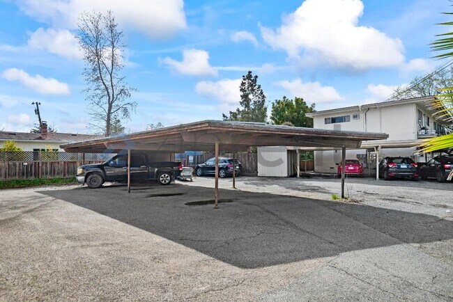 Building Photo - 2659 Baldwin Ln