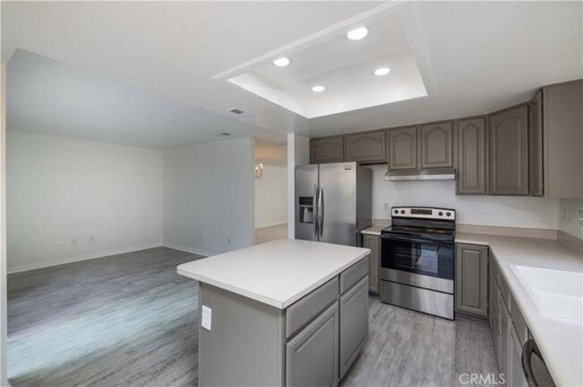 Building Photo - 2889 Sanford Ln