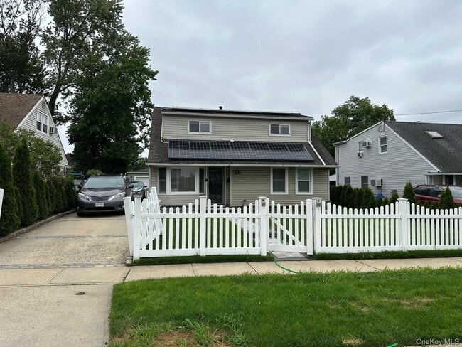 Primary Photo - 899 Bowling Green Dr