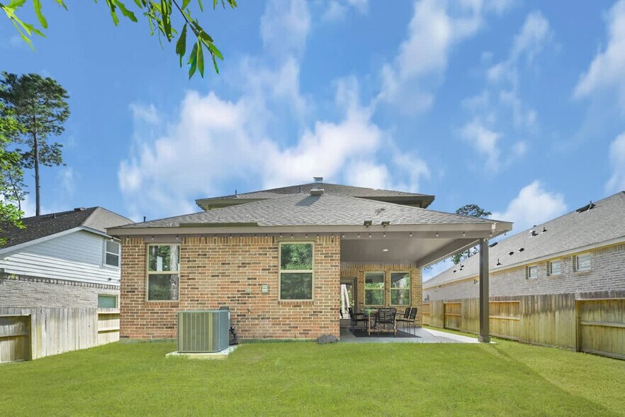 Building Photo - 202 Brecon Buff Dr