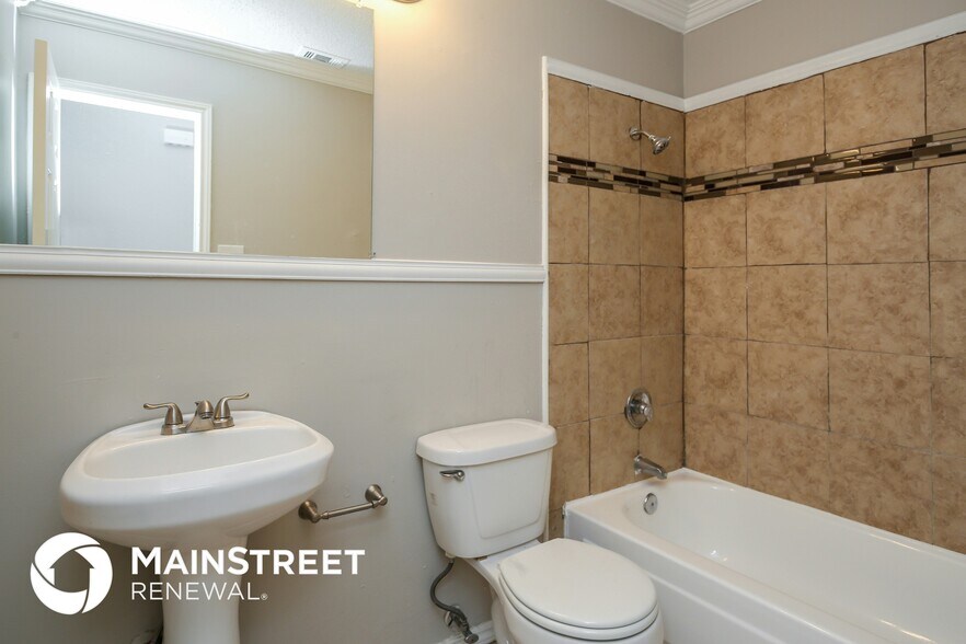 Building Photo - 1616 Allen Dr