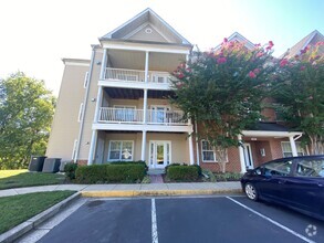 Building Photo - Beautiful Condo in Annapolis