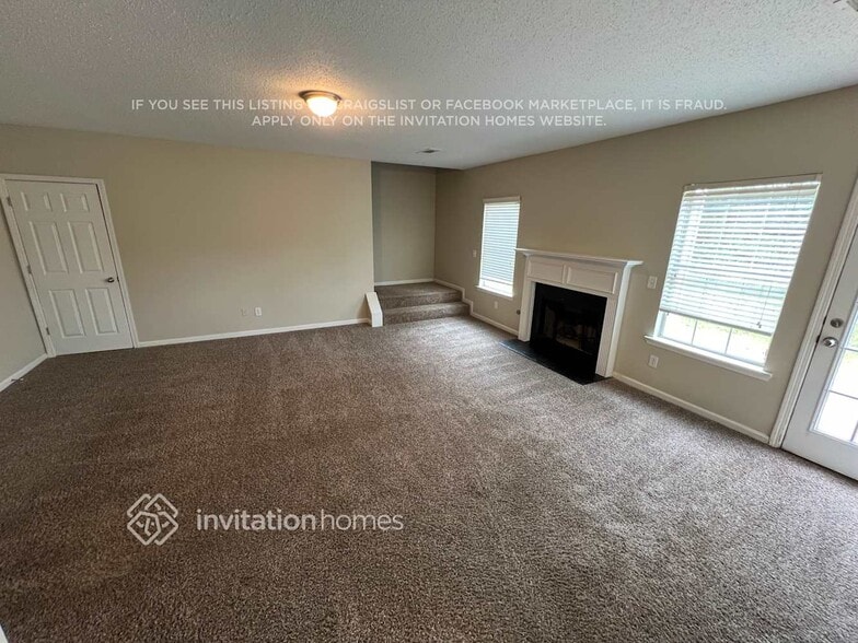 Building Photo - 1457 St George Pl