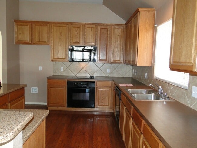 Building Photo - A great house in great condition at great ...