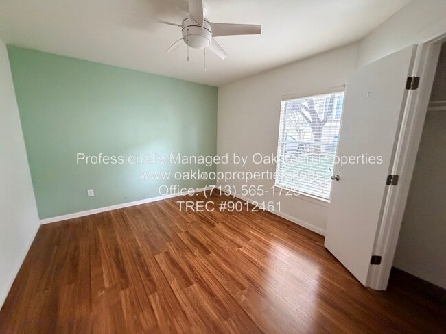 Building Photo - 1253 W 17th St