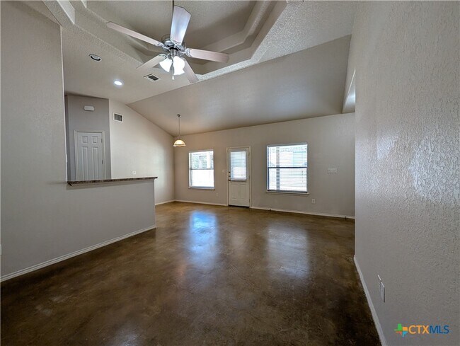 Building Photo - 208 Anne Louise Dr