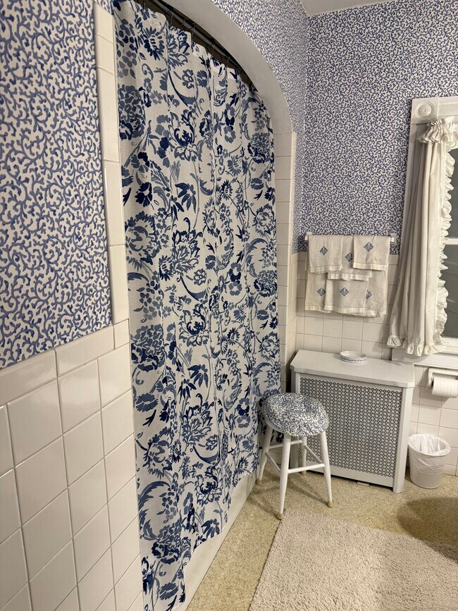 Building Photo - 507 Stonington Rd