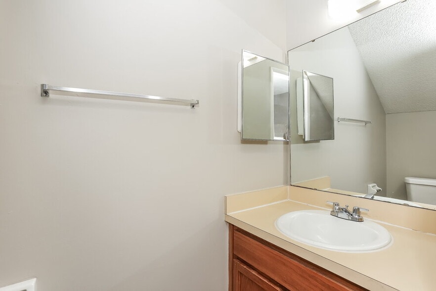 Building Photo - 7656 Arble Dr