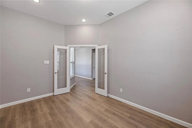 Building Photo - 12405 Iveson Dr