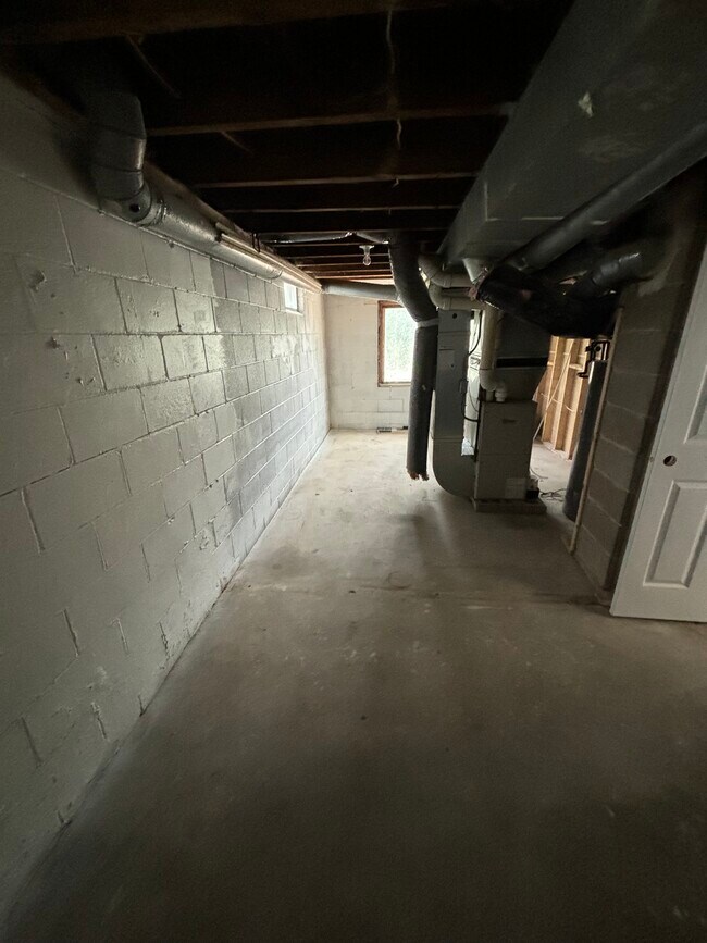 Building Photo - 1170 Stoughton Ave