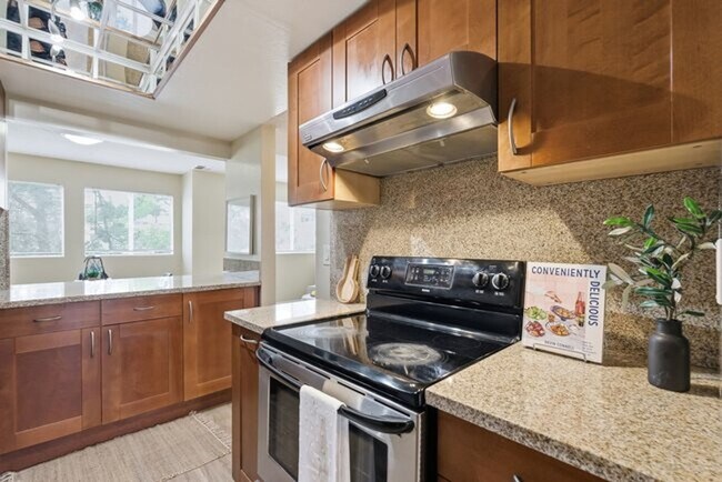 Building Photo - 3550 Carter Dr