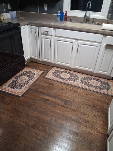 Building Photo - 775 Knotty Oak Rd