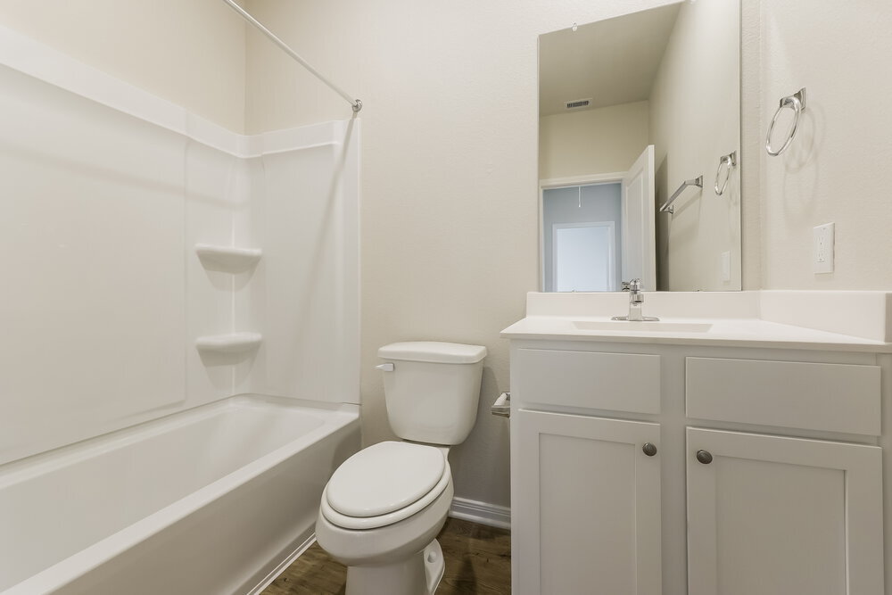 Building Photo - 15663 Plum Brk Dr