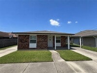 Building Photo - 2312 Stander Pl
