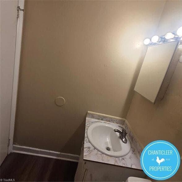 Building Photo - 115 Florence St