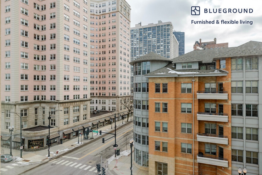 Building Photo - 5600 N Sheridan Rd