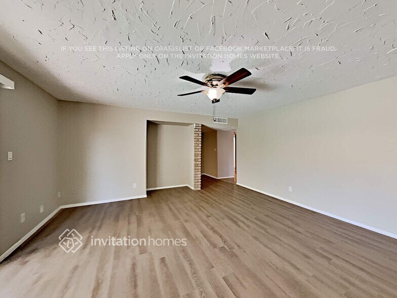 Building Photo - 4130 W Mission Ln