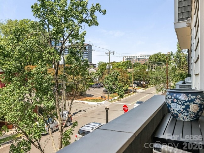 Building Photo - 301 E Tremont Ave