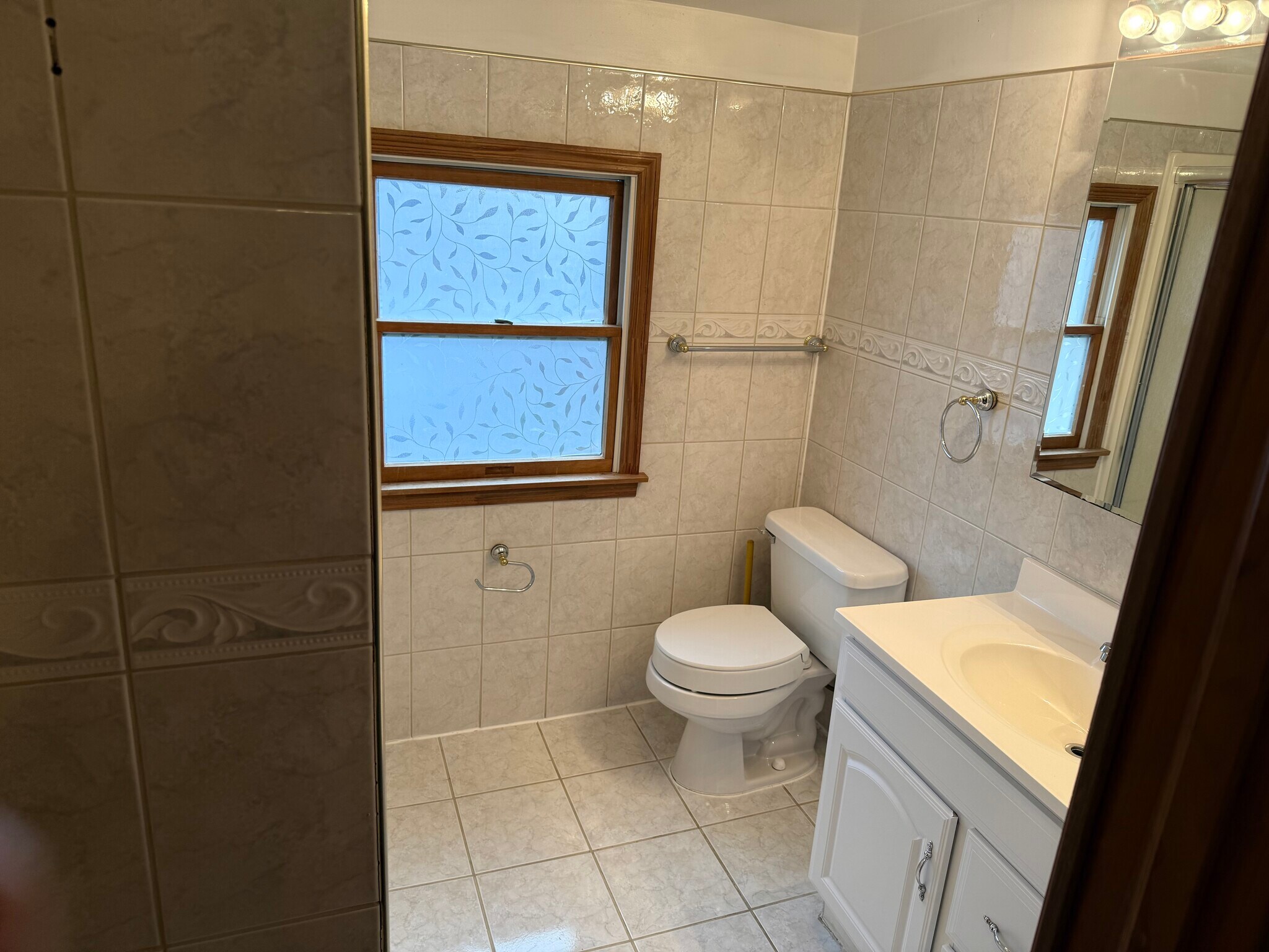 Bathroom - 29 Sussex St