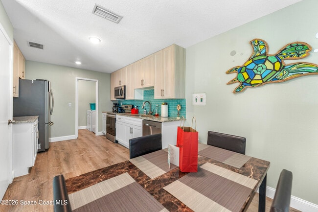 Building Photo - 255 Ocean View Ln