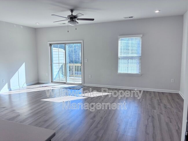 Building Photo - 812 Channing Park Cir