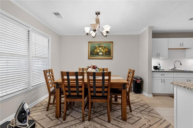 Building Photo - 4053 Cooper Ridge Ct SE
