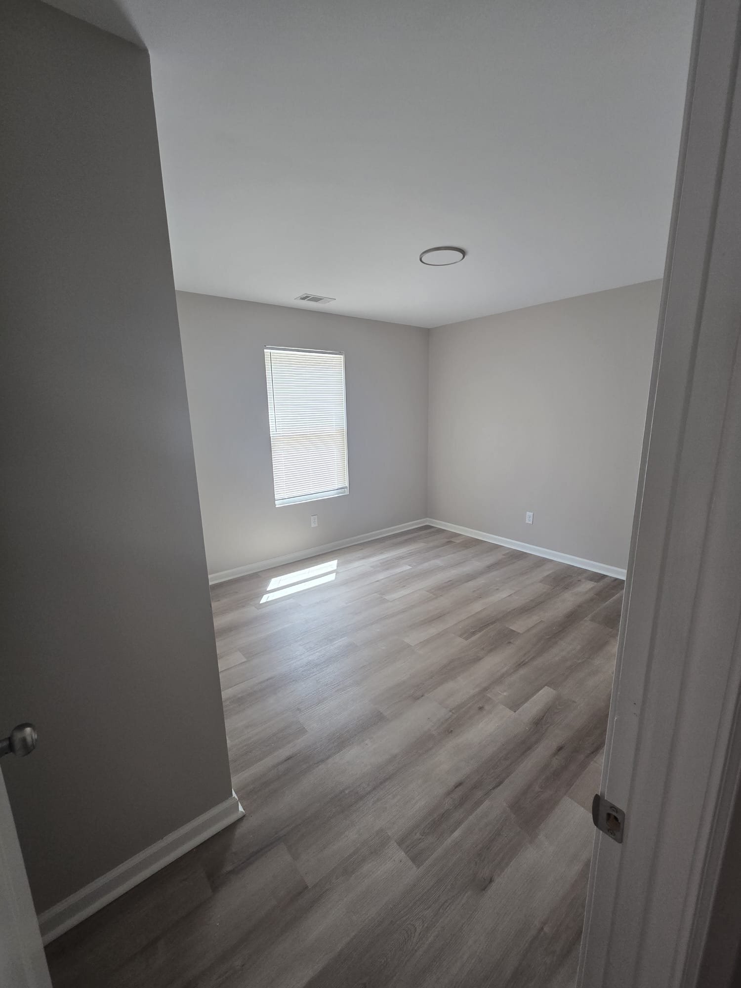 Building Photo - 4849 Wilson Rd
