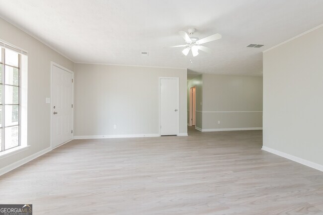 Building Photo - 8236 Greenmar Way