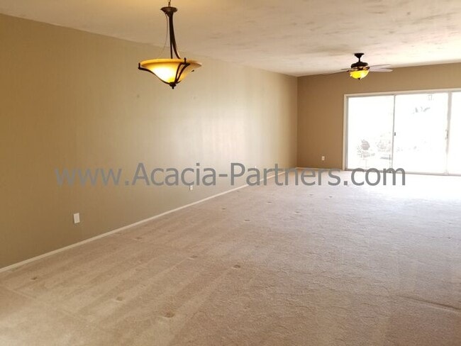Building Photo - Dorado Country Club Estates