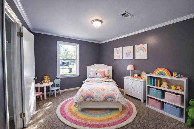 Building Photo - $1325.00 3 Bedroom 1 Bath Ranch Home