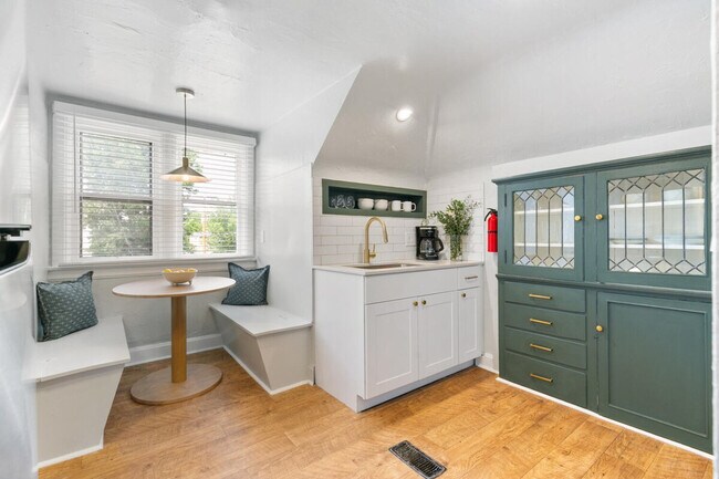 Building Photo - 2619 E 12th Ave