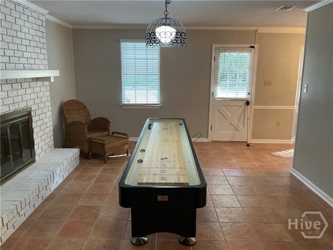 Building Photo - 902 Penn Waller Rd