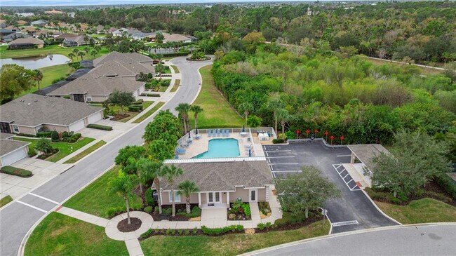 Building Photo - 3533 Lakewood Blvd